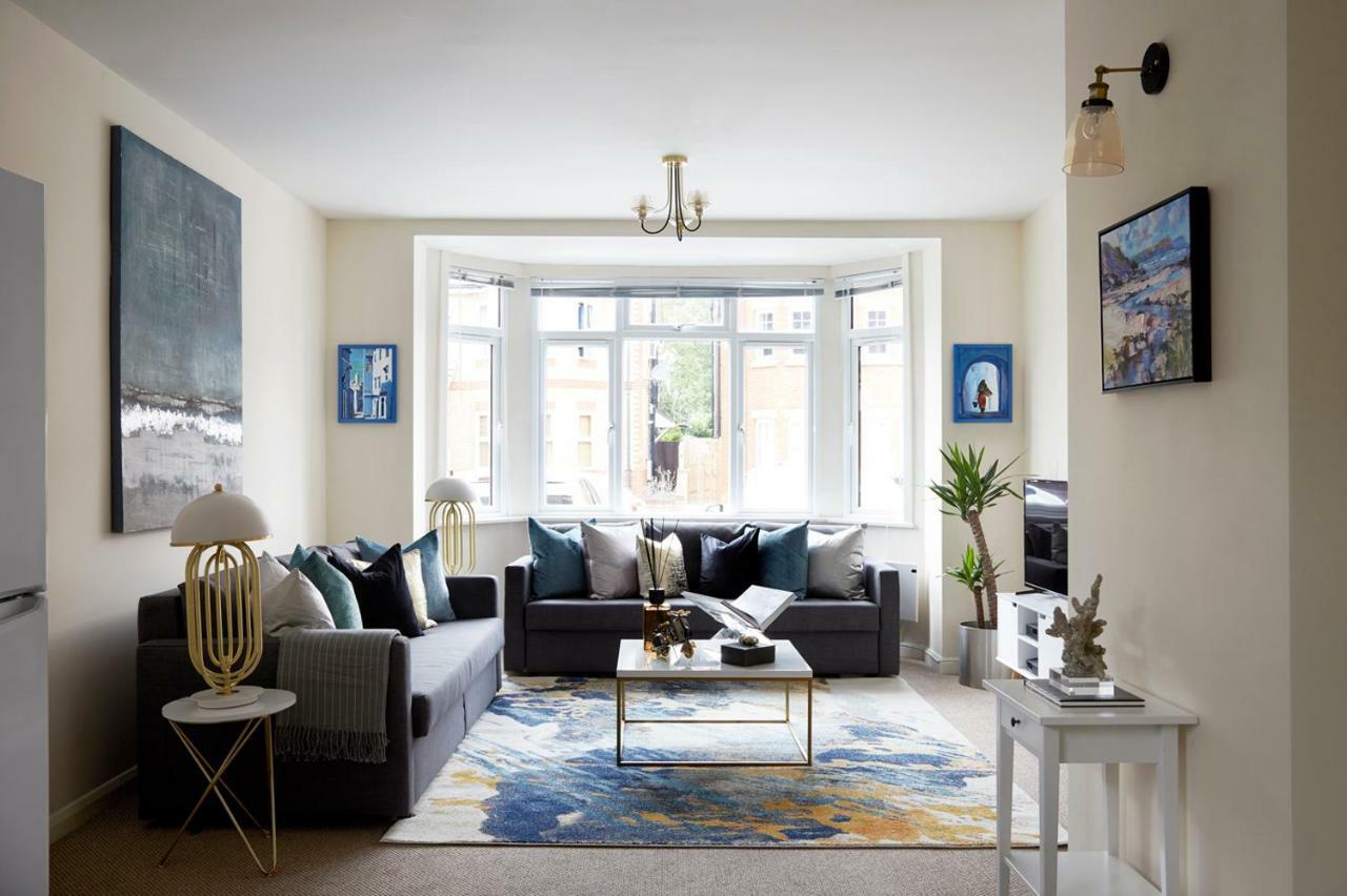 Aisiki Living At Alexandra Road, 2 Bedrooms & 2 Bathrooms With King Or Twin Beds And With Free Wi-Fi & Parking Watford  Kültér fotó